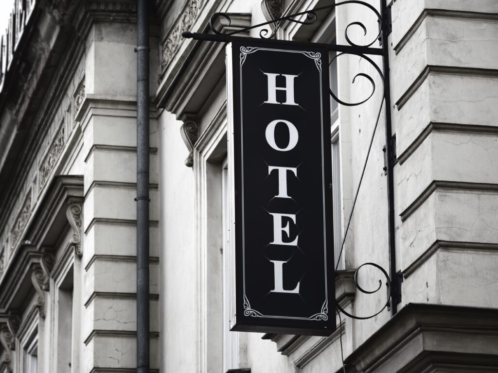 Hotel Babysitting in NYC: What Visiting Families Need to Know